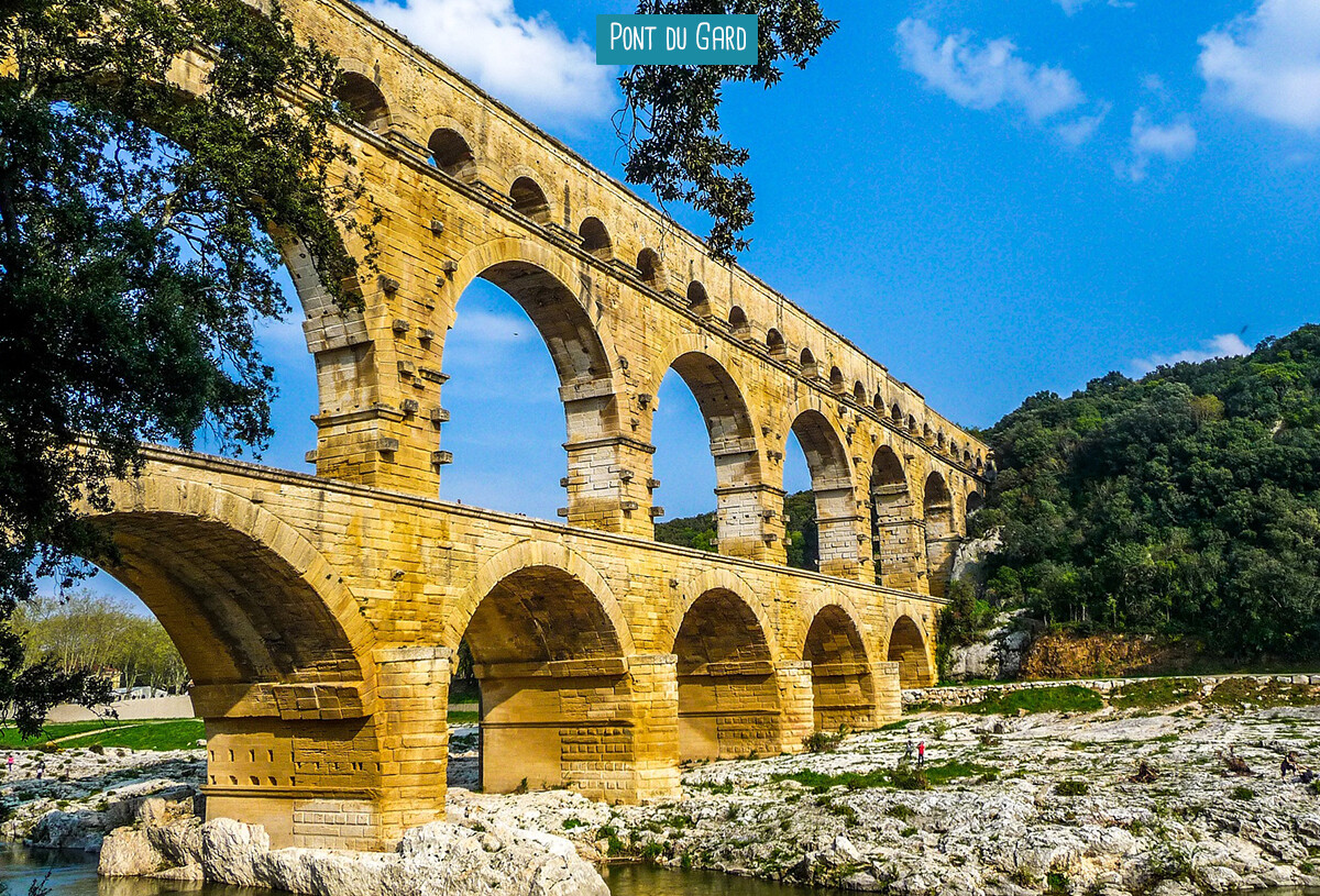 slider-5_monte-cristo-pont-du-gard-16793134.jpg